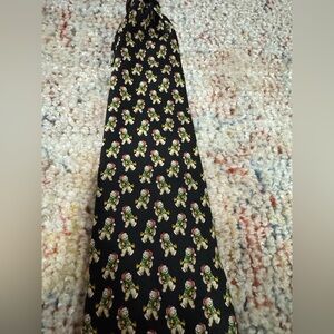 Floral Patterned Black Scarf